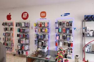 imagen del local por la parte interior mostrando accesorios